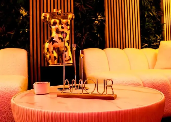 Nuxia Suites&spa L'avolupte
